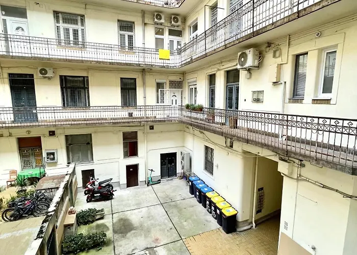 Relax With 2 Bedroom, 2 Bathroom For 6 People In The Centre Free Coffee Lejlighed *