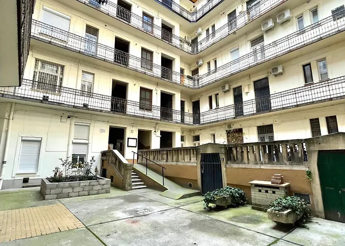 Relax With 2 Bedroom, 2 Bathroom For 6 People In The Centre Free Coffee Lejlighed *