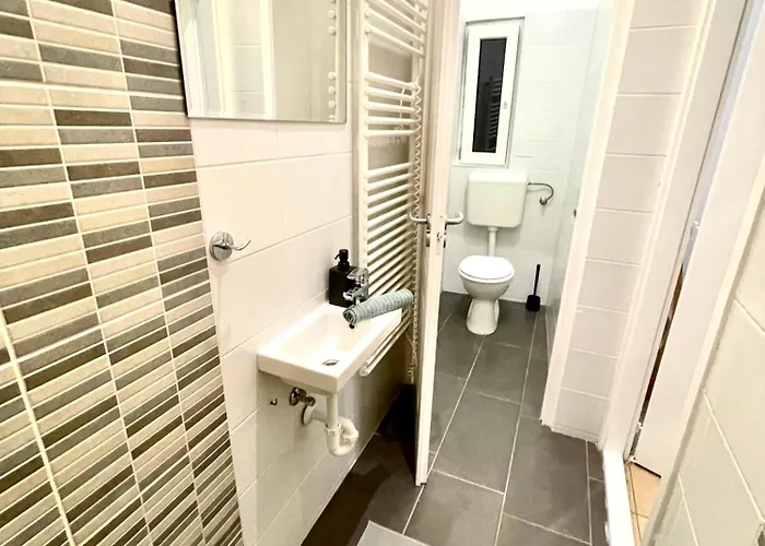 Relax With 2 Bedroom, 2 Bathroom For 6 People In The Centre Free Coffee Lejlighed *