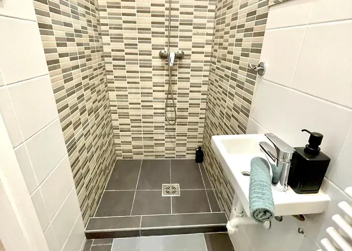 Relax With 2 Bedroom, 2 Bathroom For 6 People In The Centre Free Coffee Lejlighed