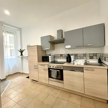 Relax With 2 Bedroom, 2 Bathroom For 6 People In The Centre Free Coffee ブダペスト